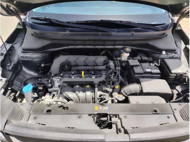 Car image 32