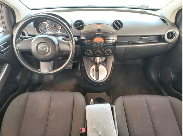 Car image 15