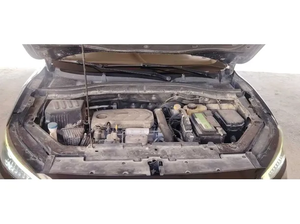 Car image 30