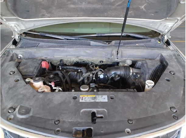 Car image 23