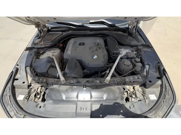 Car image 28