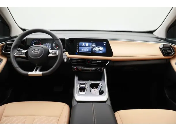 Car image 14