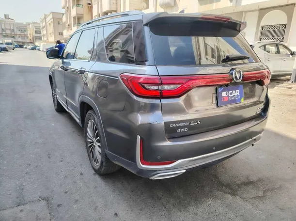 Car image 7