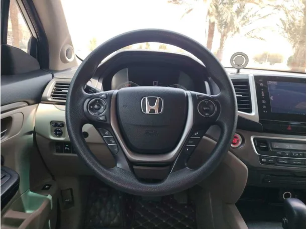 Car image 22