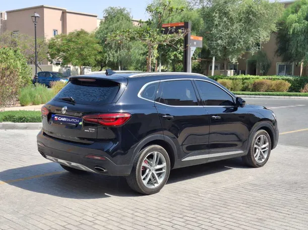 Car image 7
