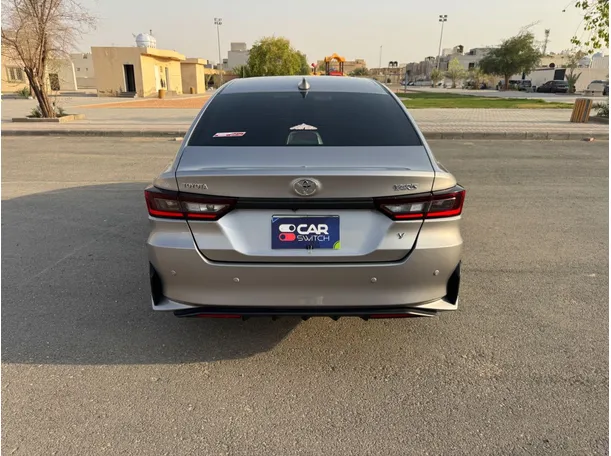 Car image 6