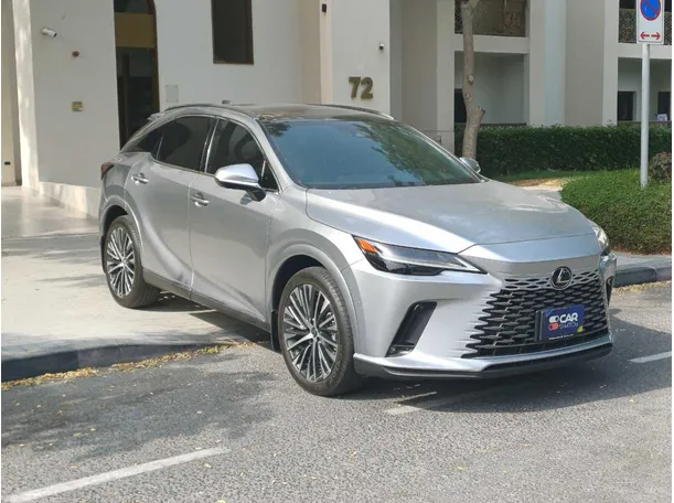 Car image 4
