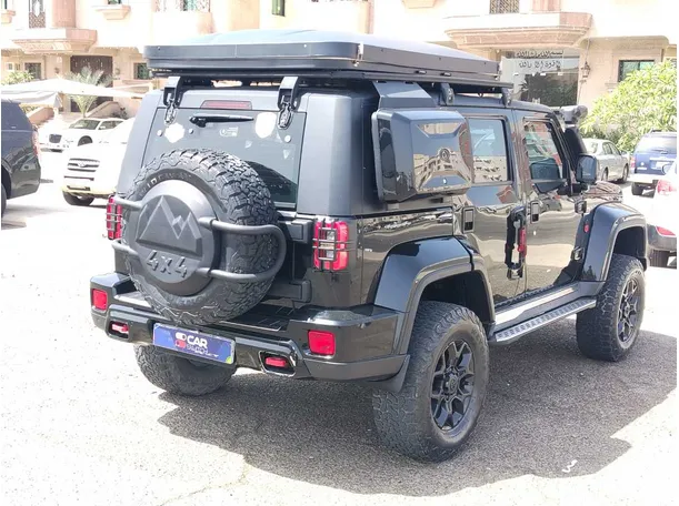 Car image 5