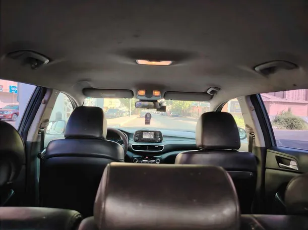 Car image 22