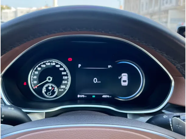 Car image 6