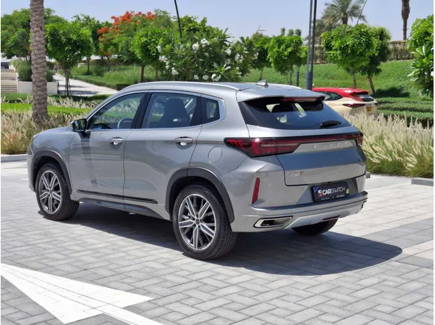 Car image 7