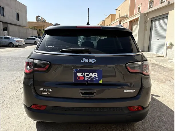 Car image 6