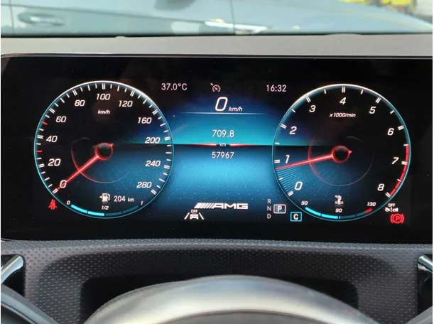 Car image 24