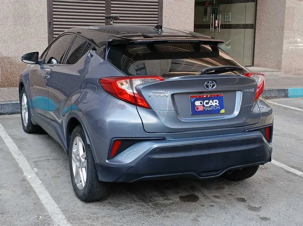Car image 7