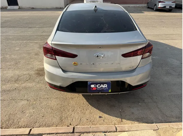 Car image 6
