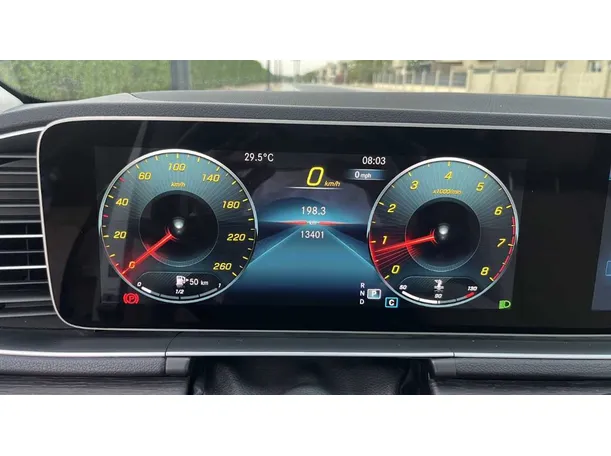 Car image 33
