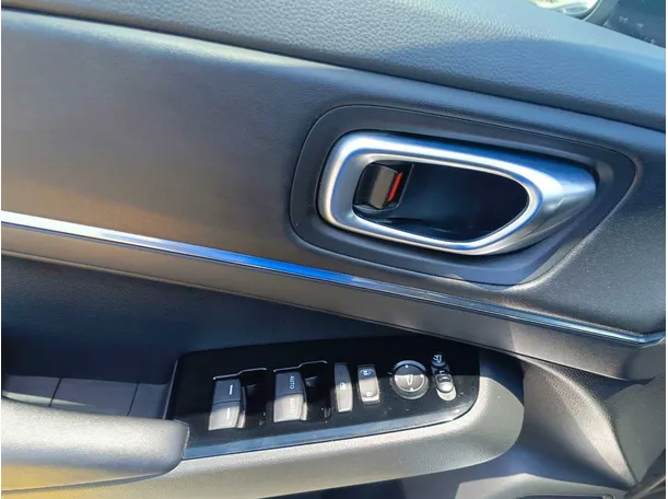 Car image 31