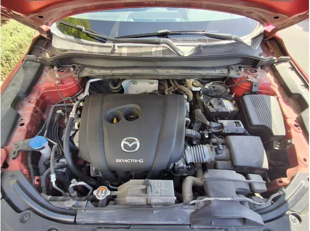 Car image 19