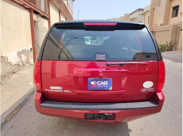 Car image 7