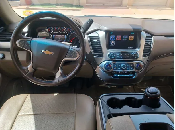 Car image 16