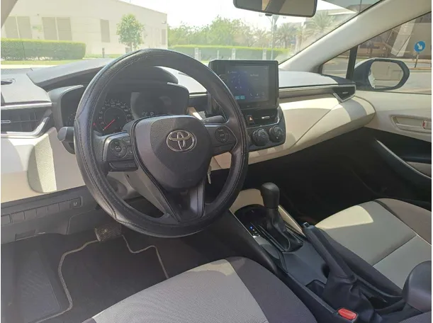 Car image 13