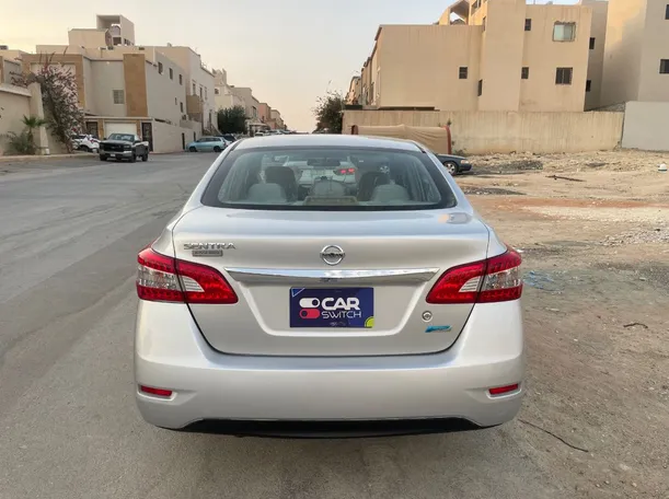 Car image 6