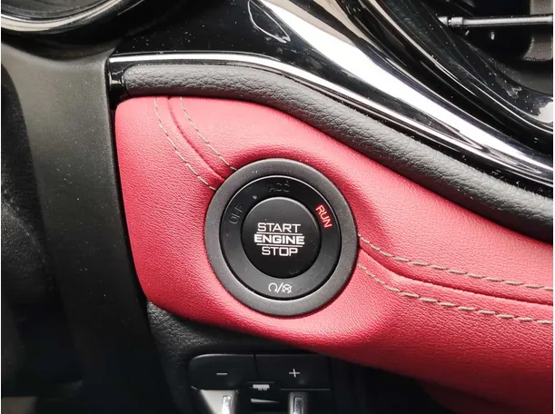 Car image 28