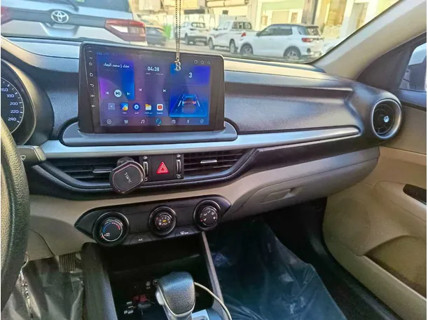Car image 21