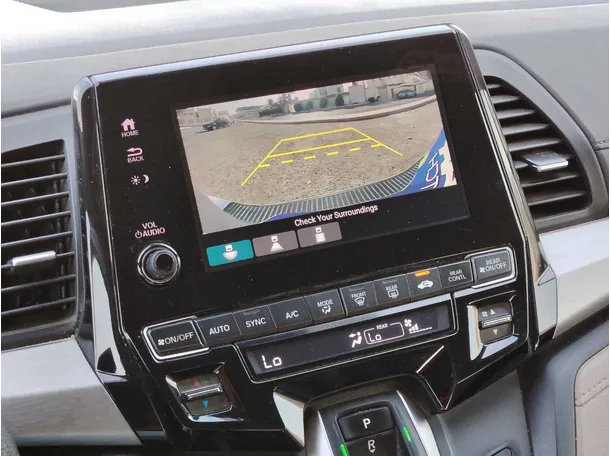 Car image 30