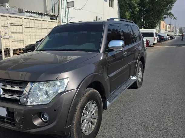 2012 Mitsubishi Pajero in Sharjah