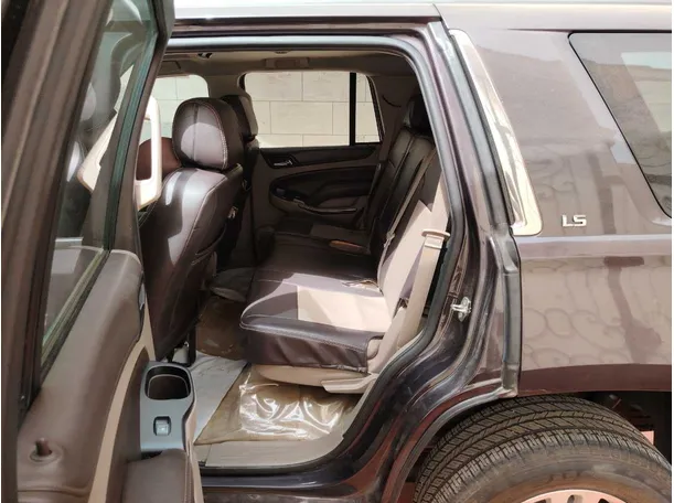 Car image 11