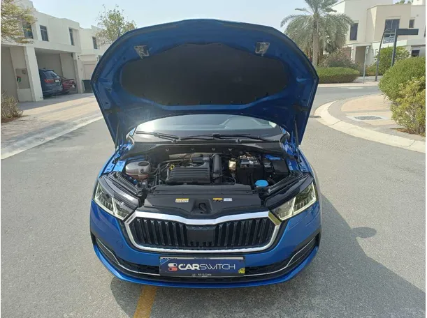 Car image 23
