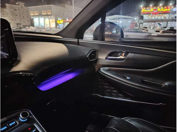 Car image 23