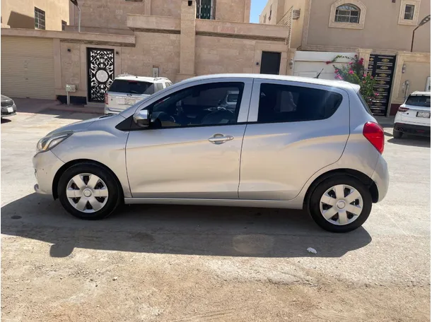 Car image 7