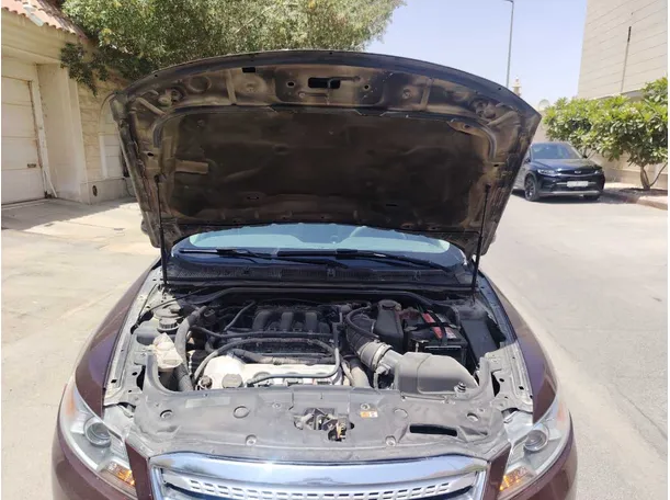Car image 29