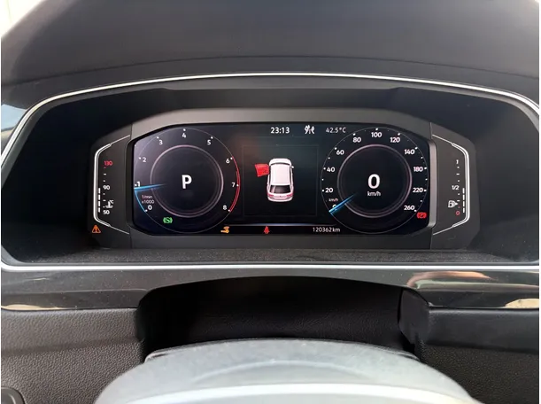 Car image 23
