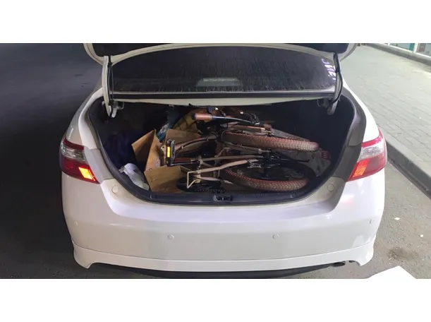 Car image 7