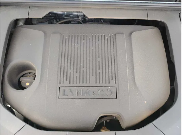 Car image 46