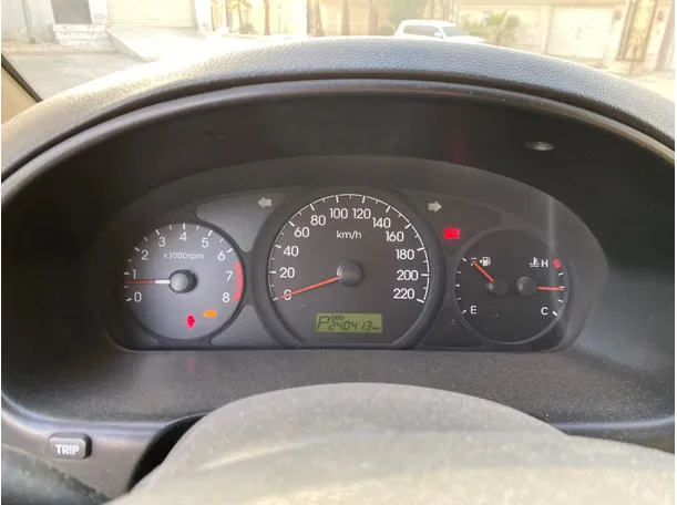 Car image 18