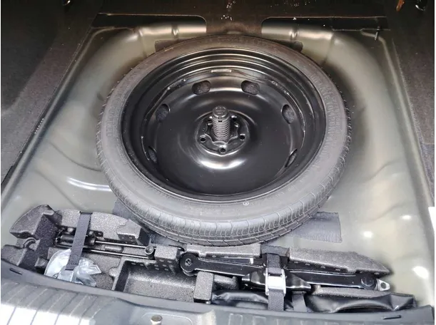 Car image 45