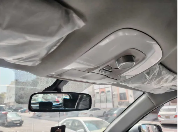 Car image 29