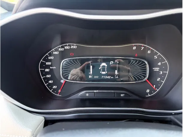 Car image 23