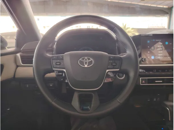 Car image 28