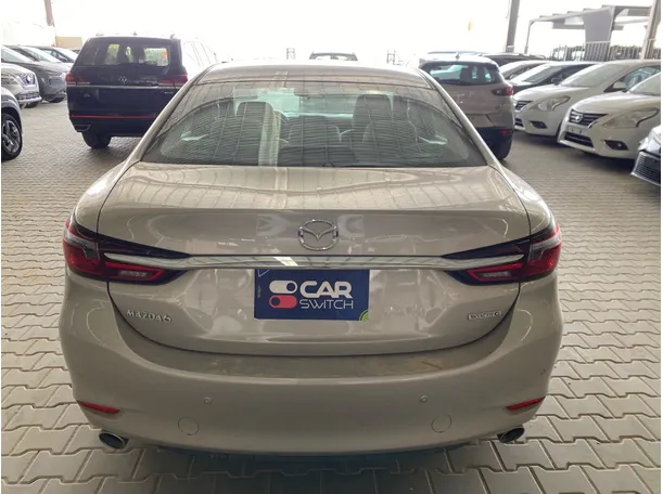 Car image 6