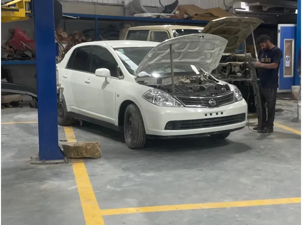Car image 7