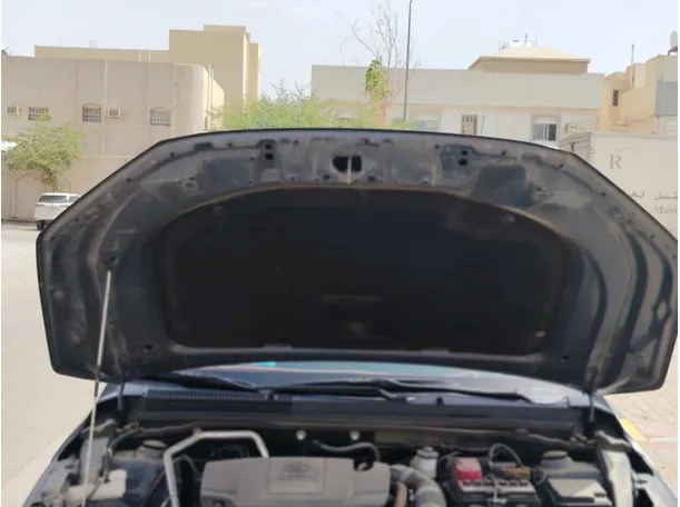 Car image 32