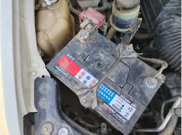 Car image 38