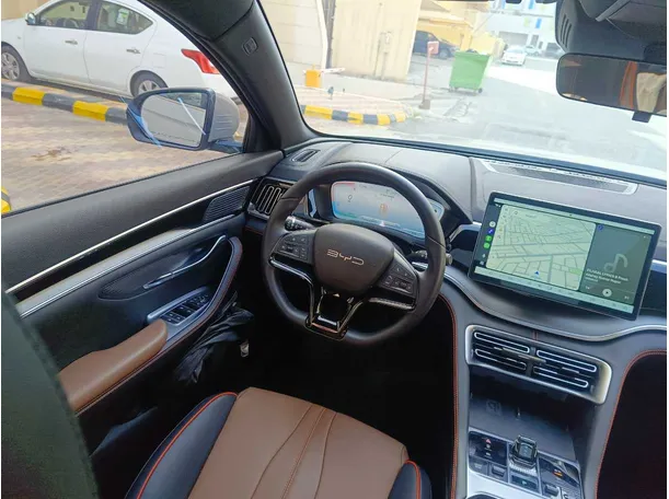Car image 34