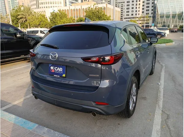 Car image 5