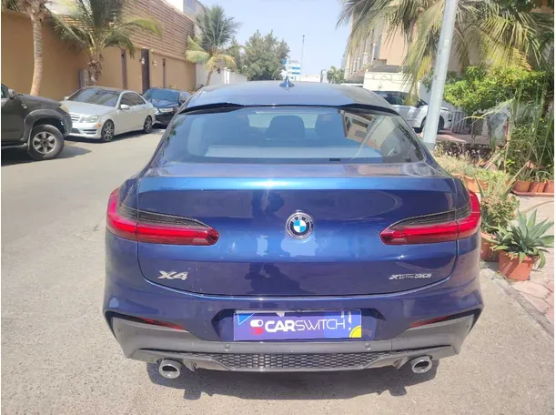 Car image 6